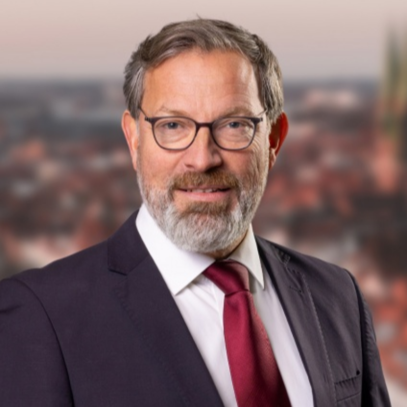  Henning Schumann